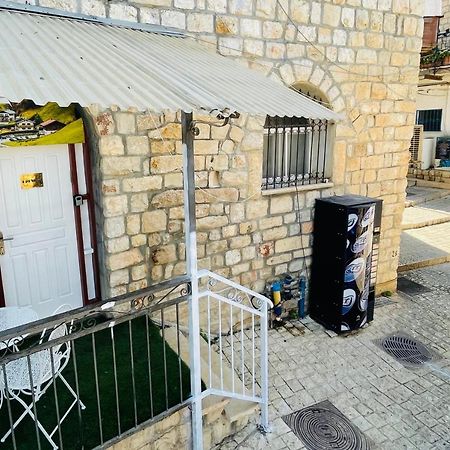 Zimmer In Old City Rosh Pinna Exterior photo
